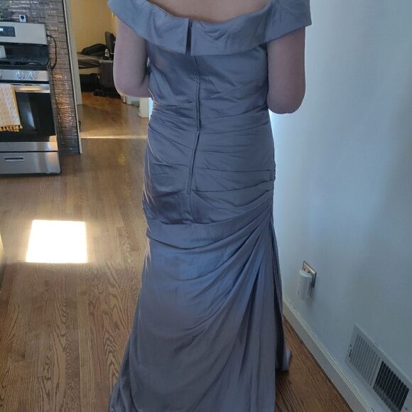 NWOT La Femme Evening Gown - Picture 4 of 5